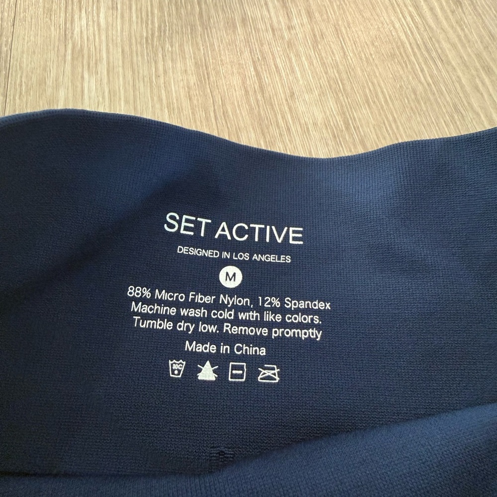 Navy Set Active Leggings - Picture 3 of 3